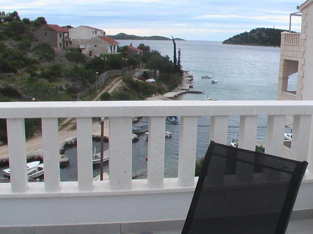 Jamnik Appartement Ražanj Buitenkant foto
